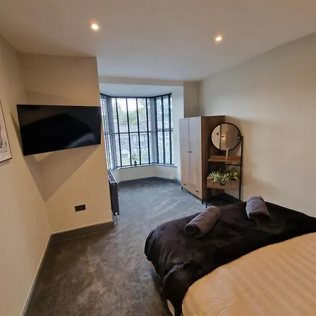 Townhouse - 6 Bed Hot Tub House Ferienhaus