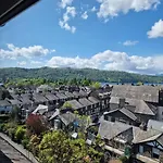 Townhouse - 6 Bed Hot Tub House Feriehus Bowness-on-Windermere